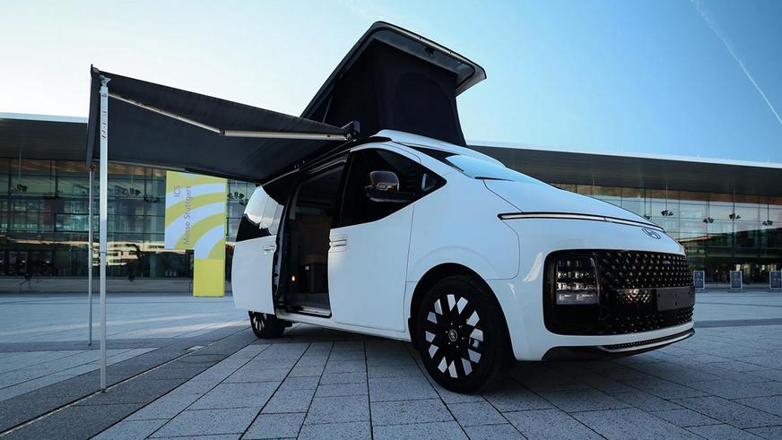 Электрическую Hyundai Staria приспособят для сна и отдыха