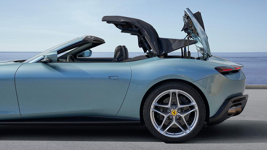 Представлен спайдер Ferrari Roma с динамикой 3.4 секунды до сотни