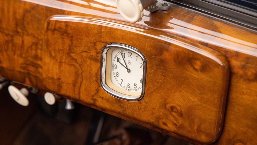 Редкий EMW 327 пустят с молотка в США