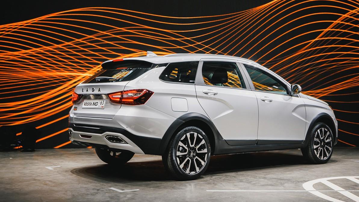 Не прошло и года. АВТОВАЗ возобновил выпуск Lada Vesta
