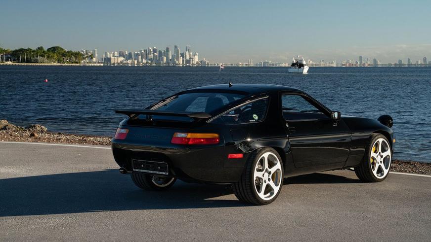 Уникальный RUF, построенный для главы Samsung, пустят с молотка