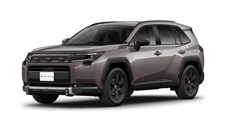 Новый Toyota RAV4 получил сразу два бодикита в Японии