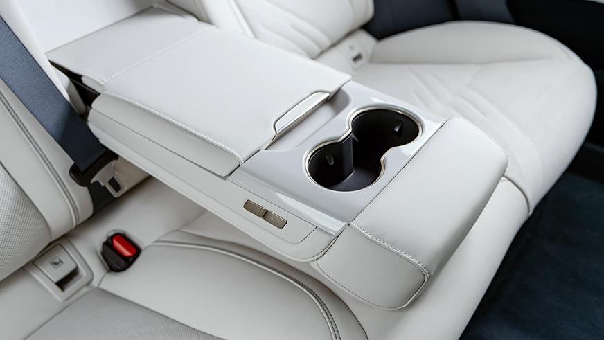 Zeekr 001: от покупки до 100 км/ч