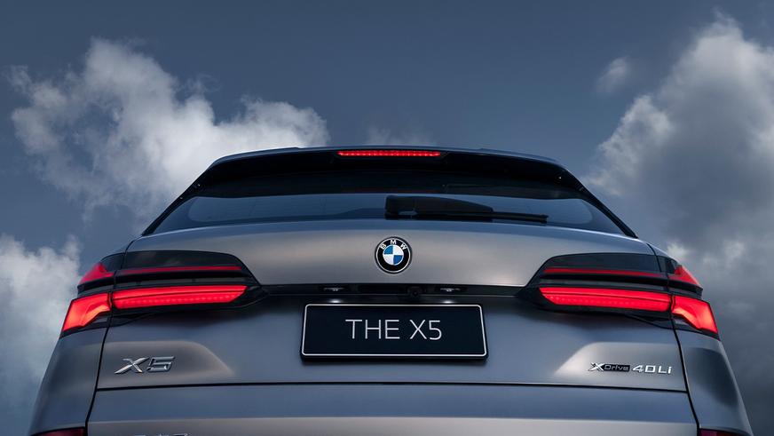 BMW спешно обновила длиннобазный X5 для Китая