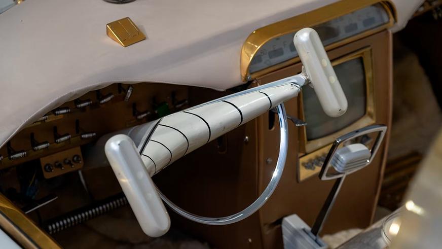 «Золотую Сахару» выставили на аукцион