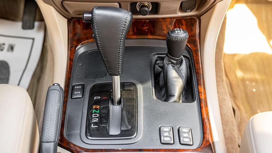 Во сколько оценят Land Cruiser 100 почти без пробега