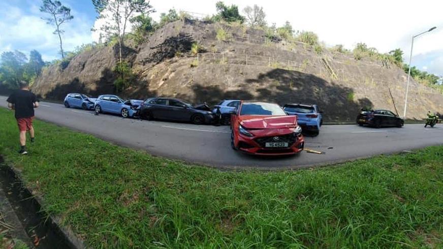 Массовое ДТП с хот-хэтчами Hyundai i30 N произошло в Гонконге