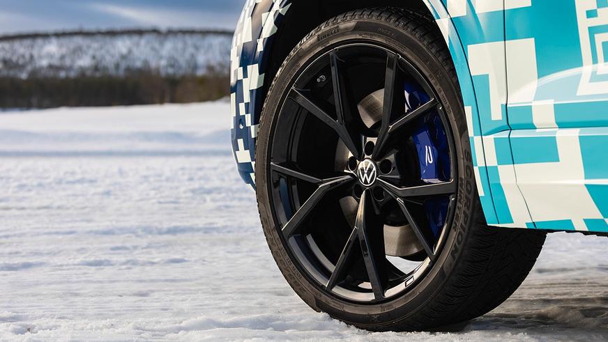 Первые фото обновлённого Volkswagen Touareg