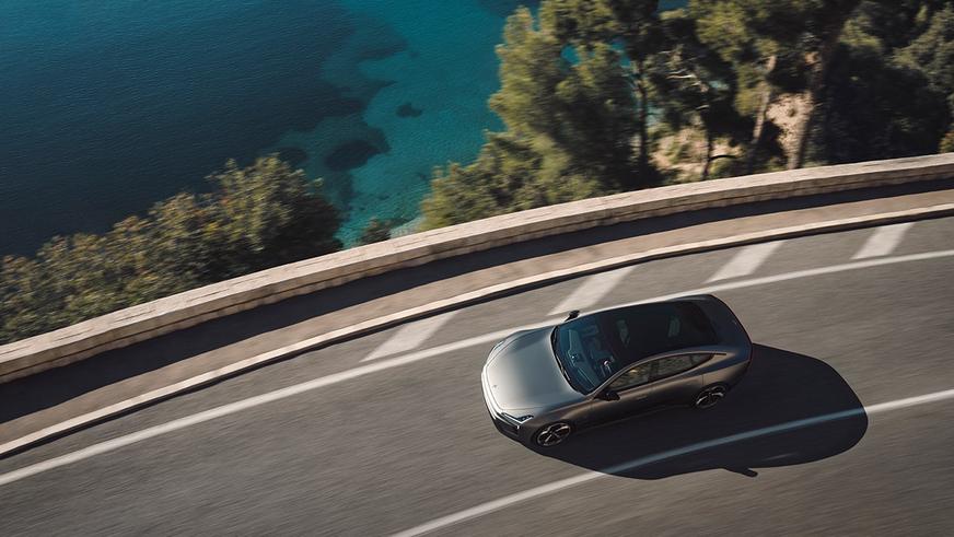 Дебютировало полноприводное электрокупе Polestar 5