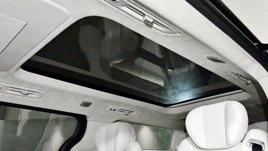 Geely открыла в КНР приём заказов на вэн V900