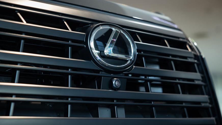 Новый Lexus GX. Всё чего не хватало LC Prado