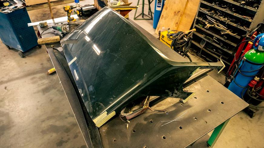 Старый Rolls-Royce Corniche стал необычным универсалом