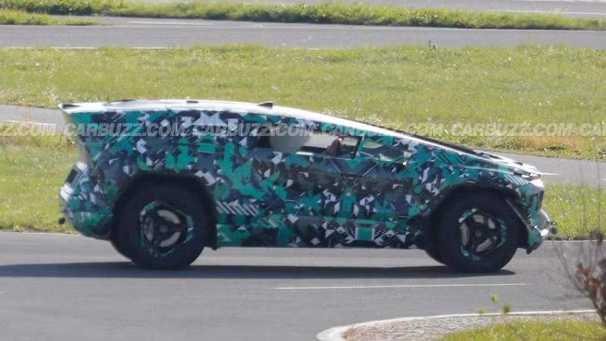 Электромобиль из Саудовской Аравии: прототип попал на фото