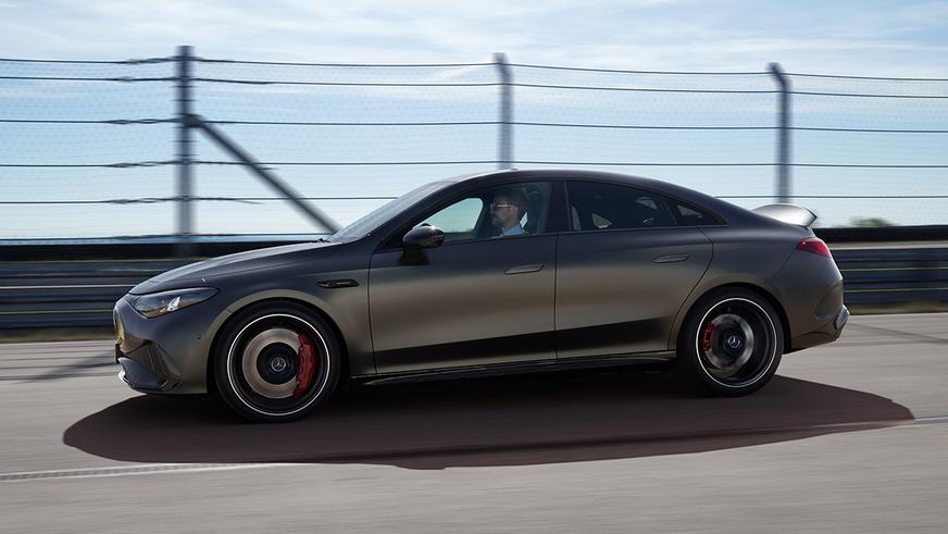 CLA 45 от AMG вернулся, но стал электромобилем