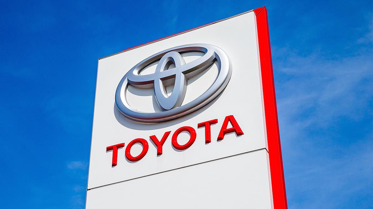 Мировые продажи Toyota обвалились на 20 %