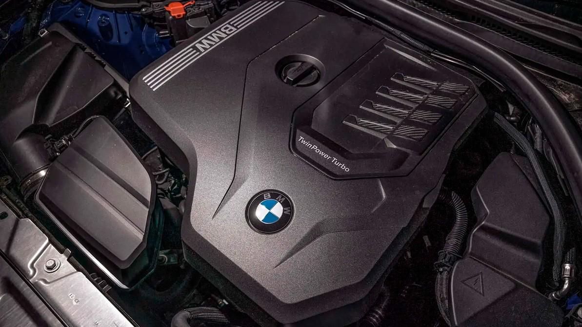 Новые «мерседесы» могут получить моторы от BMW