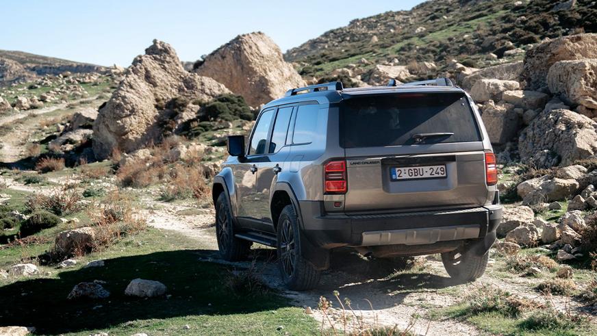 Toyota Land Cruiser Prado стал дизельным гибридом для Европы