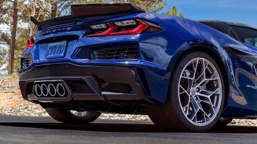 Chevrolet показала новый Corvette. У него 1064 силы