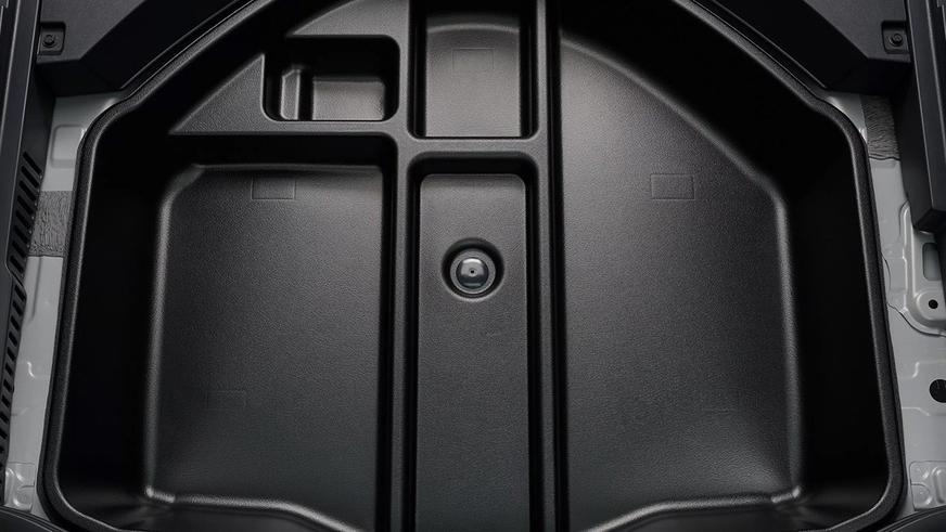 Новый Toyota RAV4 получил сразу два бодикита в Японии