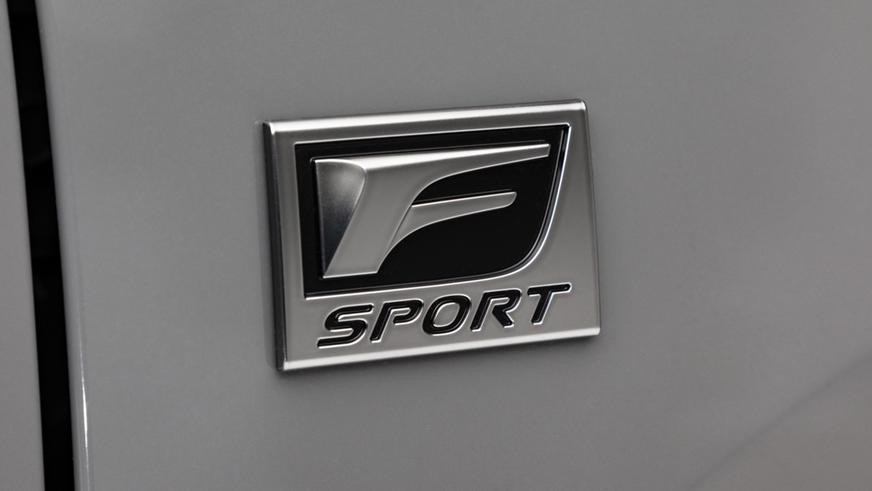 Представлен совершенно новый Lexus TX: три мотора и полный привод как опция