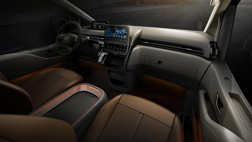 Hyundai поделилась подробностями о футуристичном Staria