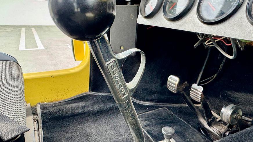 Продаётся «Хамви», созданный на базе «Жука»