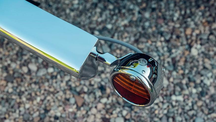 Старый Rolls-Royce Corniche стал необычным универсалом