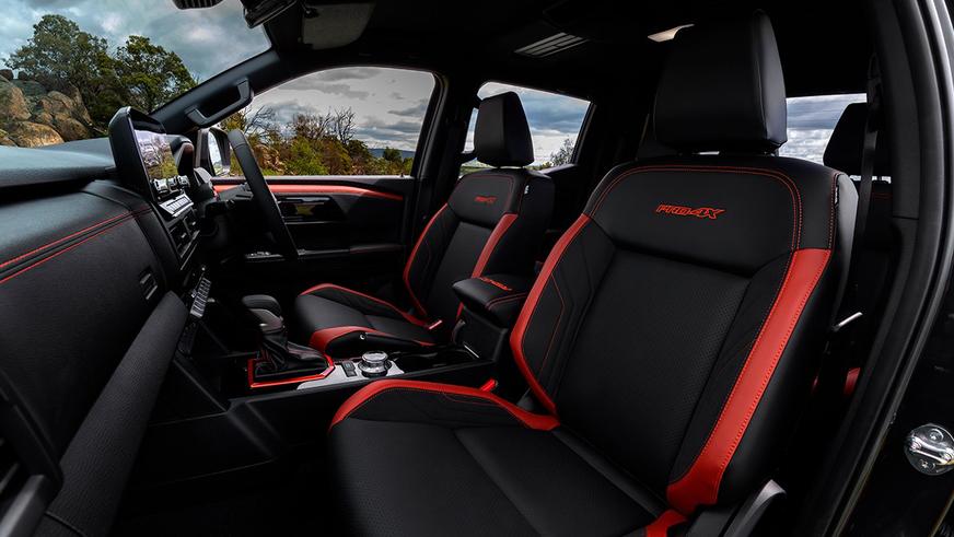 Nissan превратил Mitsubishi L200 в Navara