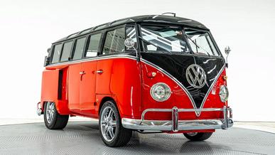 На продажу выставили Volkswagen T1 с огромным мотором от Cadillac