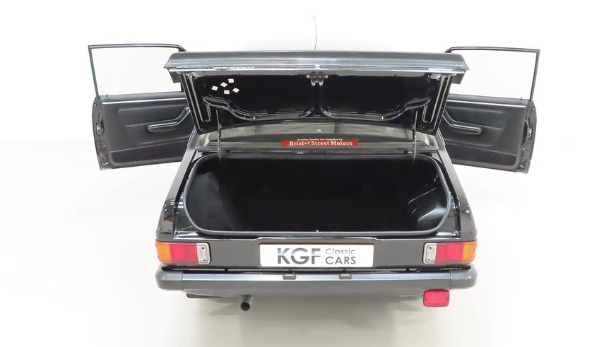 Ford Escort RS2000 превратился в капсулу времени из-за страха угона