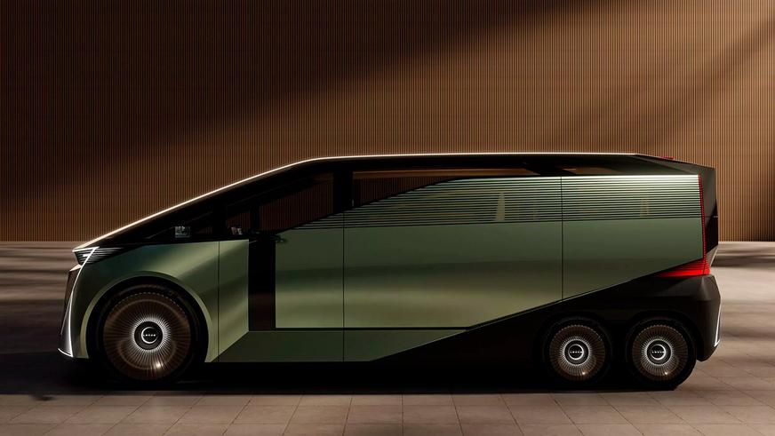 Lexus LS стал роскошным вэном с шестью колёсами