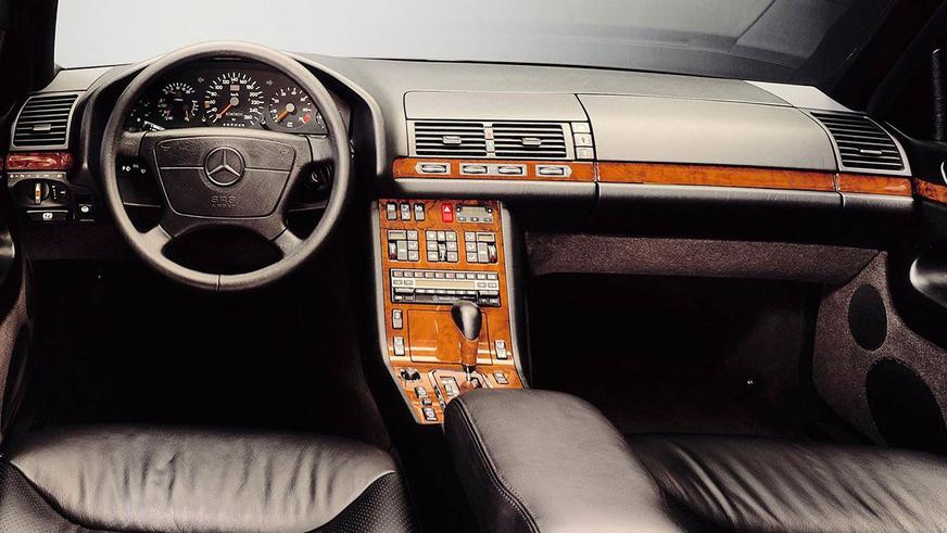 Mercedes-Benz S-Class (W140)