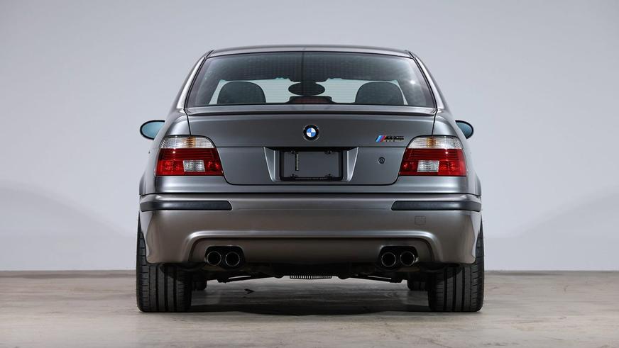 За BMW M5 (E39) готовы отдать более 100 000 долларов