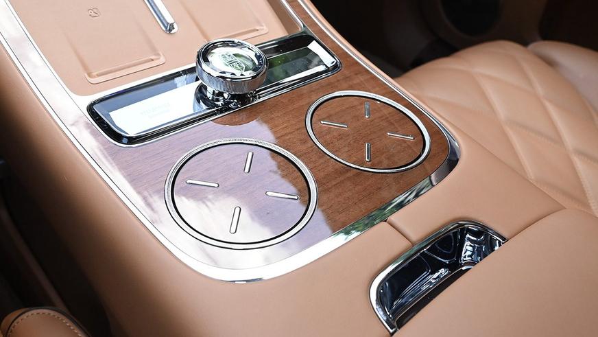 Конкурент Mercedes-Maybach от Huawei оказался дешевле, чем ожидалось