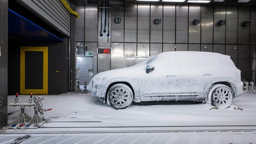 Mercedes-Benz показала салон нового GLB