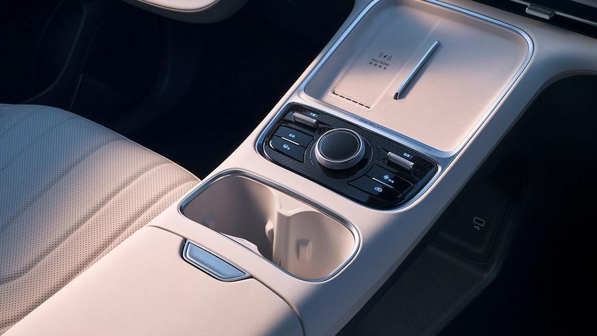 Гибридный Geely EX5 будут выпускать в Казахстане