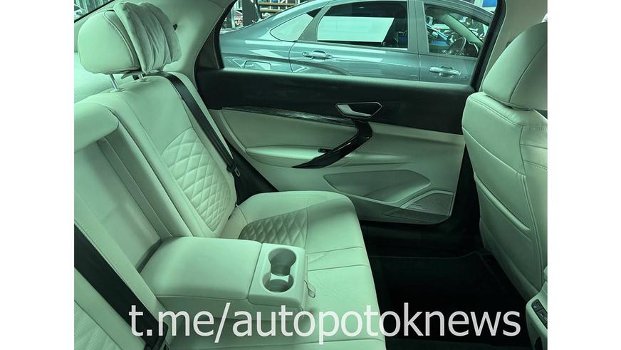 Сколько будет стоить Lada в Эмиратах Сколько будет стоить Lada в Эмиратах