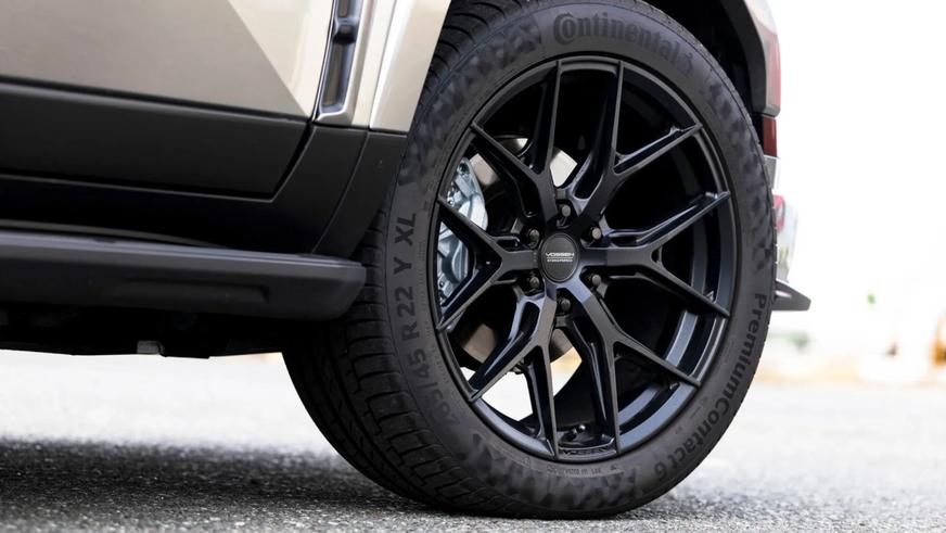 Японские тюнеры подготовили обвес для Lexus GX 550