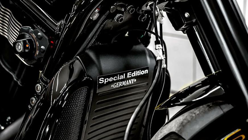 Мото на Kolesa.kz: от старого «Урала» до трайка Honda