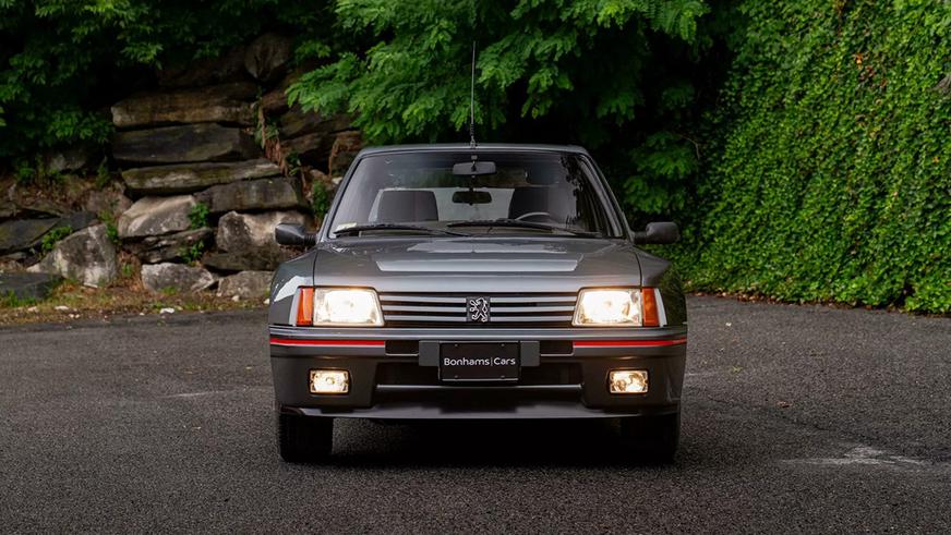 Мал, да удал. Продаётся среднемоторный Peugeot 205 Turbo 16