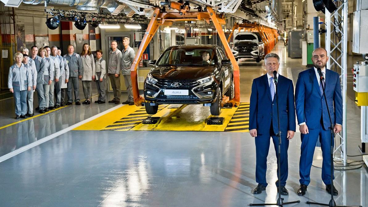 АВТОВАЗ запустил сборку Lada Aura и отказался от новой «Нивы»