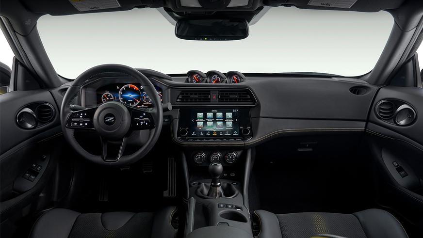 Новый Nissan Z: 400 сил и механика