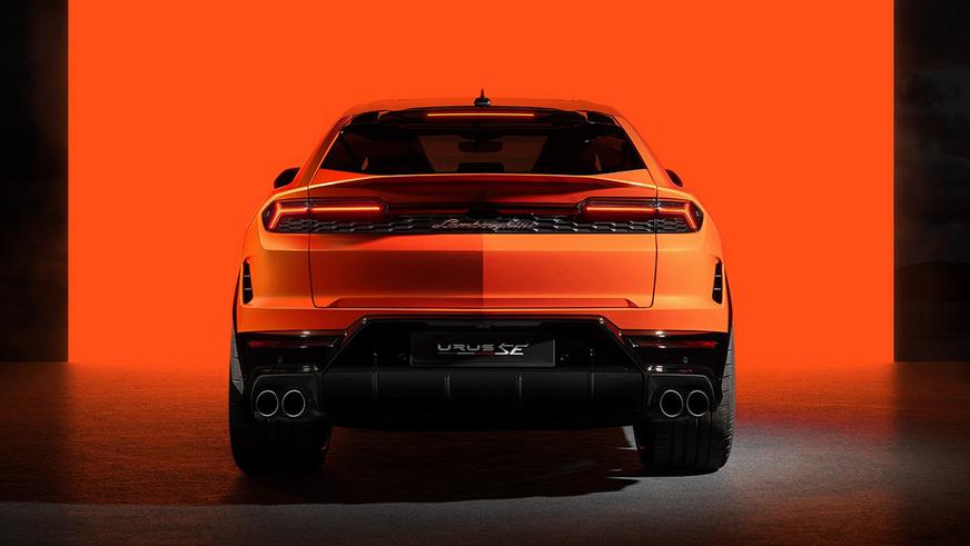 Lamborghini Urus превратился в супергибрид