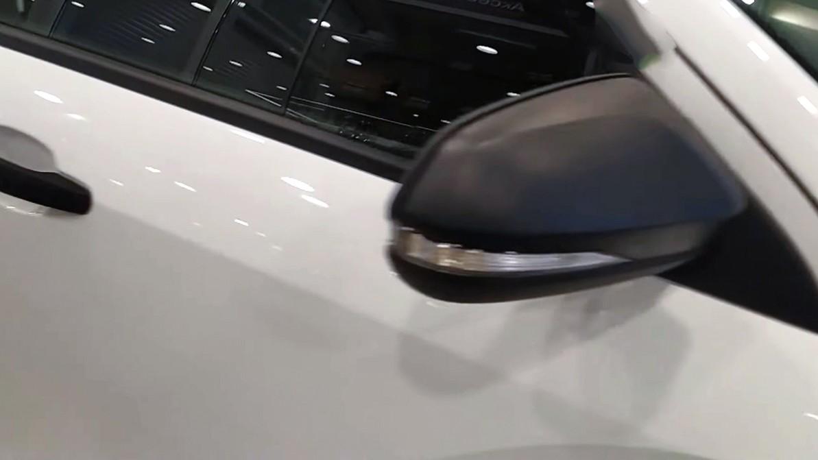 Перезапуск производства Lada Vesta стартует с «пустых» комплектаций