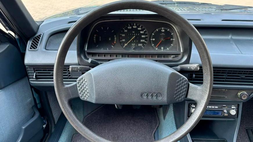 За 45-летний Audi 100 просят 5 млн тенге на Kolesa.kz