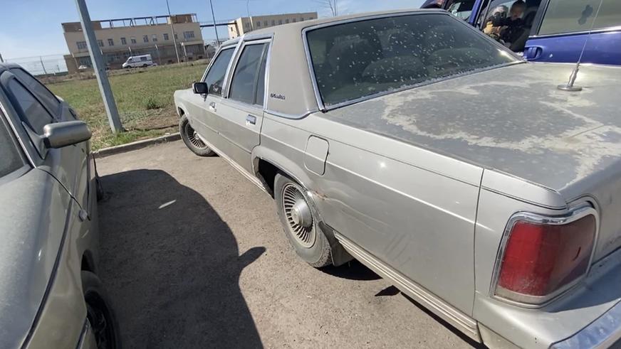 Интересные авто на Kolesa.kz: от кабриолета ГАЗ-13 до Aston Martin DB9