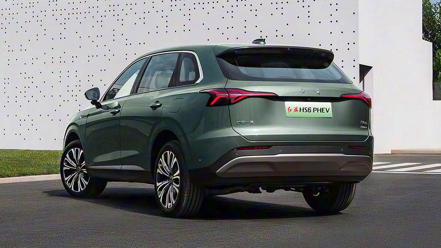 В Китае назвали цены на рекордный гибрид Hongqi