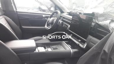 Тыңшылар жаңарған Hyundai Santa&nbsp;Fe-нің ішін көрді