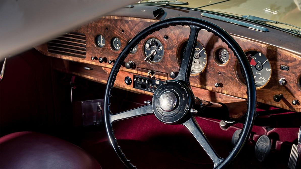 Bentley Continental отметил 70-летие