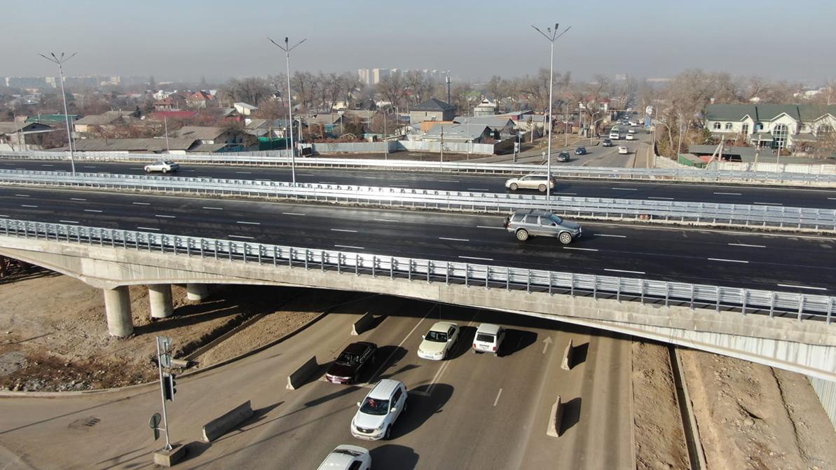 Движение по мосту на пересечении Абая – Ашимова открыли в Алматы